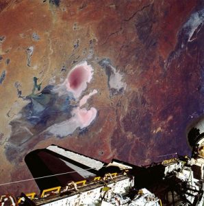 lake eyre image