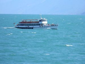 lake garda boat